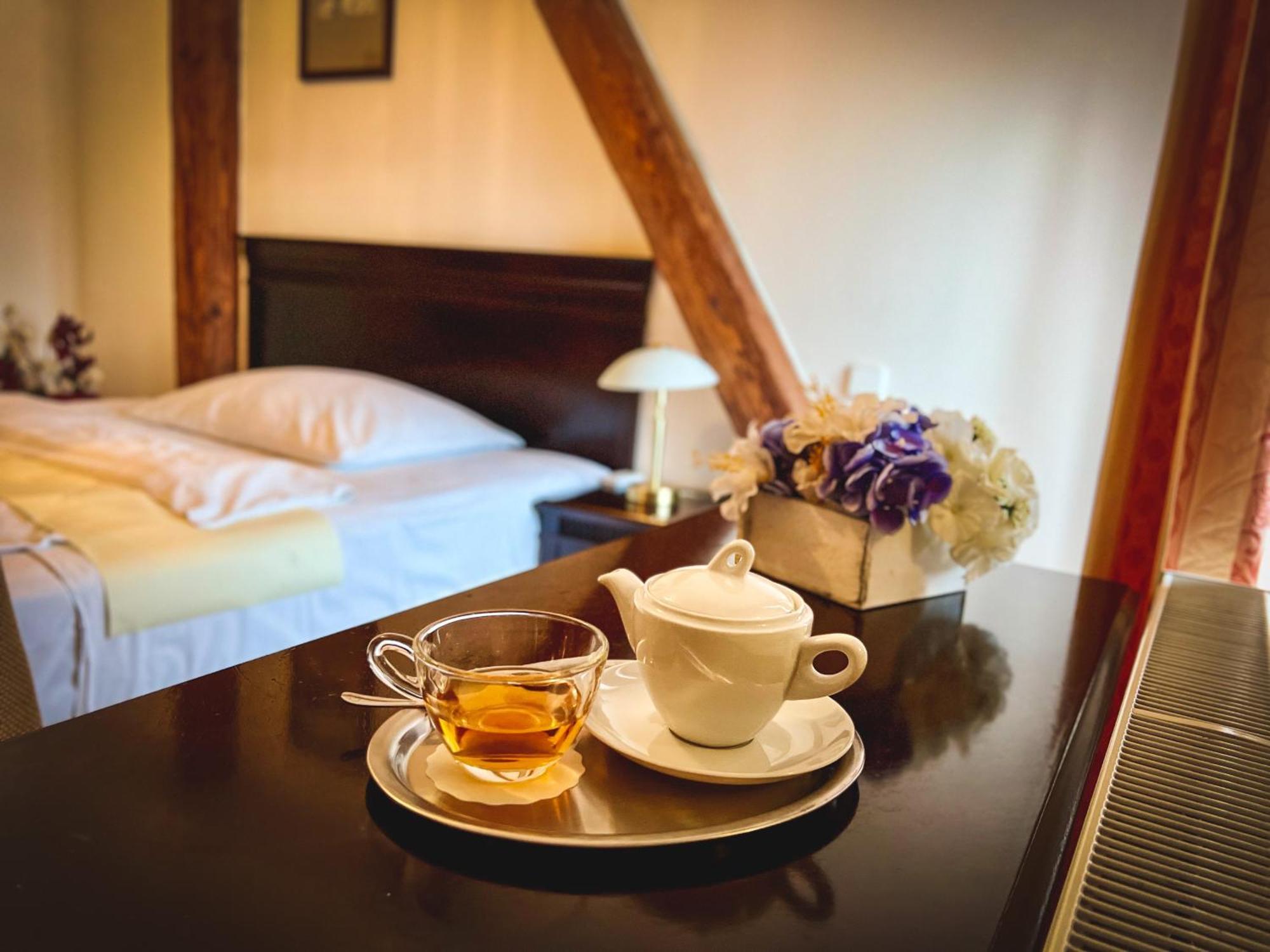 Hotel U Zeleneho Stromu 네포묵 외부 사진